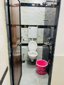 HOTEL RADHA PALACE - Bathroom