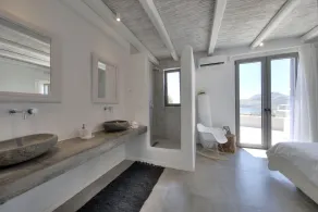 Villa Nissos - Bathroom