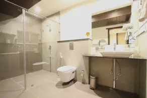 Clover - A Rivido Hotel Jigani - Bathroom