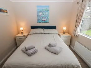 Dono's Lodge - Room