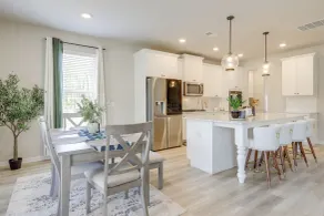 Race Days & Family Fun! Spacious Locust Grove Home - Innenbereich