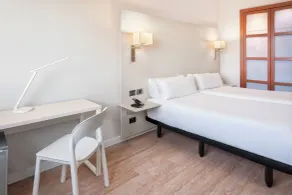 B&B HOTEL Granada Estación - Værelse