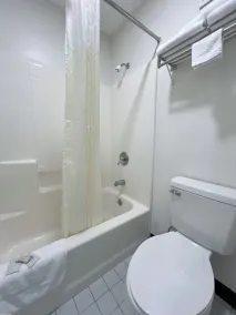 Garden Inn & Suites - Bad