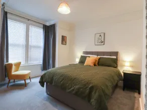 Mabel - Room