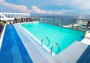 Microtel by Wyndham Mall of Asia - Piscine