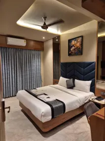 Hotel Regalia Suites - Room