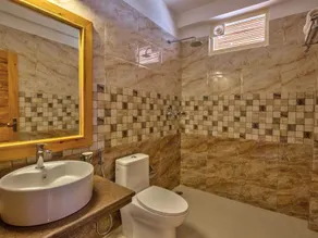 GoldenPeak, Manali - Bagno