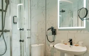 Best Western Metz Centre Gare - Bathroom