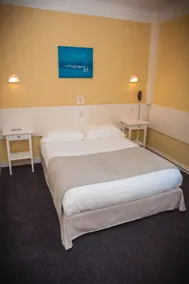 Hôtel Moderne - Camera