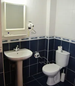 Kleopatra Carina Hotel - Bathroom