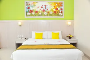 Puri Saron Denpasar Hotel - Zimmer