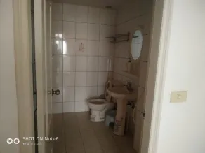 Autumn Water - Bathroom
