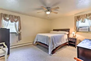 Family-friendly Allentown Abode w/ Backyard! - Rom