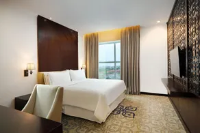 Four Points by Sheraton Makassar - Habitación