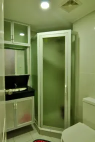 One Oasis Condominium - Salle de bain