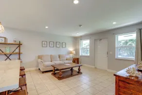 < 3 Mi to Juno Beach: Coastal Townhome w/ Patio! - Interiør