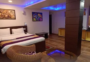 Golden Dolma - Room