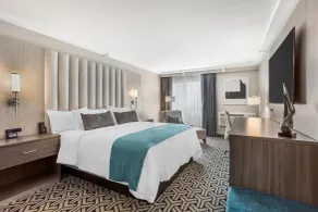 The Ashi, an Ascend Collection Hotel - Rum