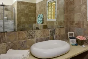 Mul Kineret Suites - Baño