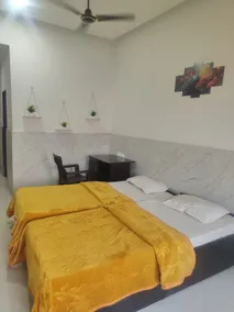 Hotel Parakh Rooms And Banquet - Room