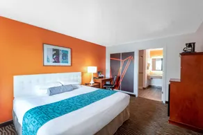 Howard Johnson by Wyndham St. George Hotel & Suites - Chambre