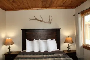 Elkhorn Cabins And Inn - Habitación