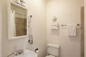 Casa Loma Hotel - Salle de bain
