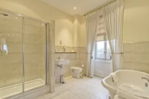 Sherbrooke Castle Hotel - Bathroom