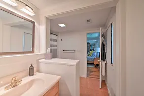 Chic House w/ Private Dock on Lake Hartwell! - Intérieur
