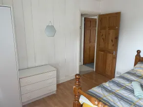 160 Exning Road - Room