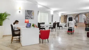 Marti La Perla - Adult Only+16 - Recepción