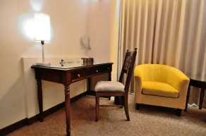 Royal Chiayi Hotel - Chambre