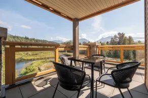 Executive Suites Hotel and Resort, Squamish - View from room