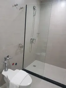 Travelite Hotel Legarda - Salle de bain