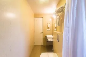 Hotel Rasika - Bathroom