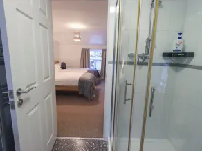 21 Entry Lane - Bathroom