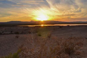 5 Mi to River: Topock Boating & Off-roading Oasis! - Innenbereich