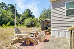3 Mi to Icw: Coastal Carolina Home w/ Pool Access - Interior