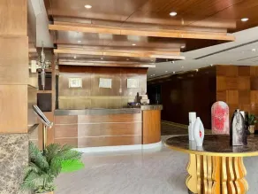 Quiet Rooms 12   - Lobby
