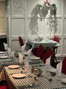 The Georgian Hollies Hotel - Restaurant