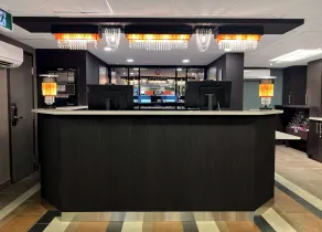 Coast Calgary Downtown Hotel & Suites by APA - Reception