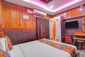 FabHotel Aditya Guest House 3 - Zimmer