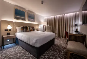 The Landing Hotel - Room