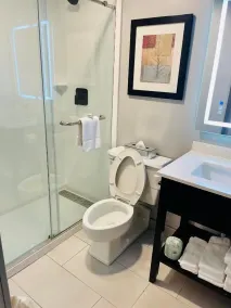 Hawthorn Extended Stay by Wyndham Ellsworth Bar Harbor - Salle de bain