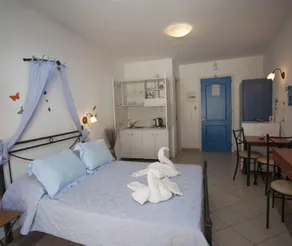 Dafnis Studios & Apartments - Rom