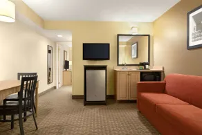 Travelodge Suites by Wyndham Moncton - Chambre