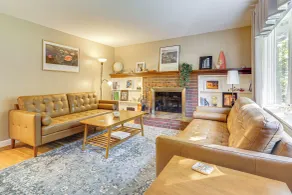 1 Mi to Capron Park Zoo: Quiet Family Getaway - Interior