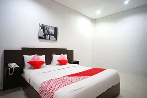 OYO 1477 Athar 88 Hotel - Room