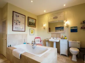 The Clock Tower - Bathroom