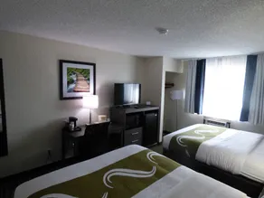 Quality Inn & Suites Leesburg Chain of Lakes - Chambre